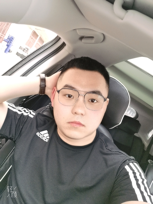 海阔天空的第一张照片--聊城相亲服务中心