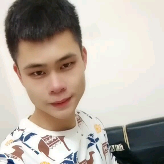 浪子的第一张照片--聊城相亲服务中心