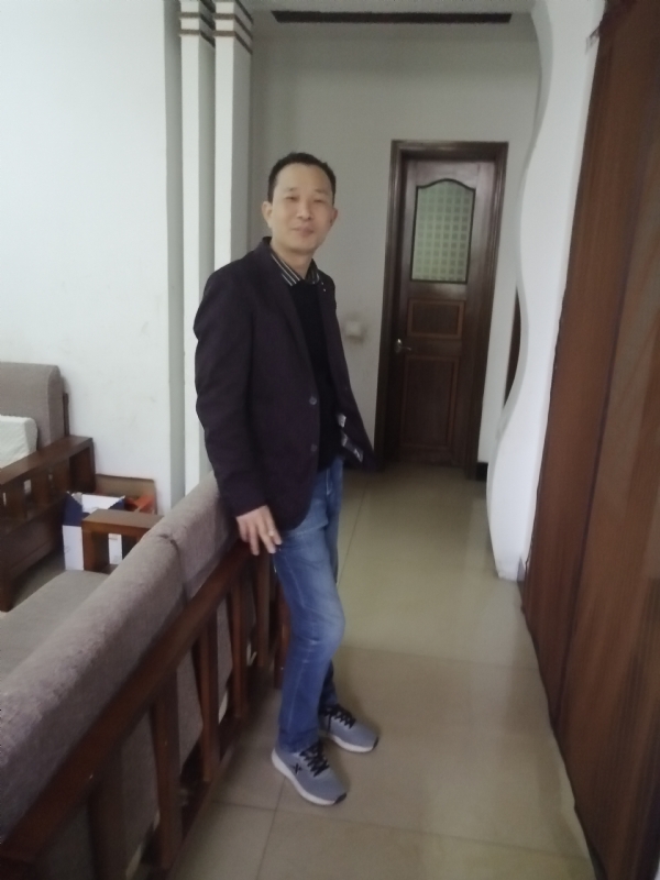 相亲相爱的第一张照片--聊城相亲服务中心