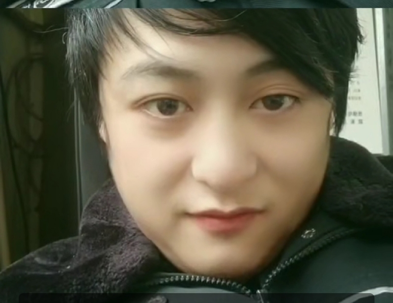 小玮的第一张照片--聊城相亲服务中心