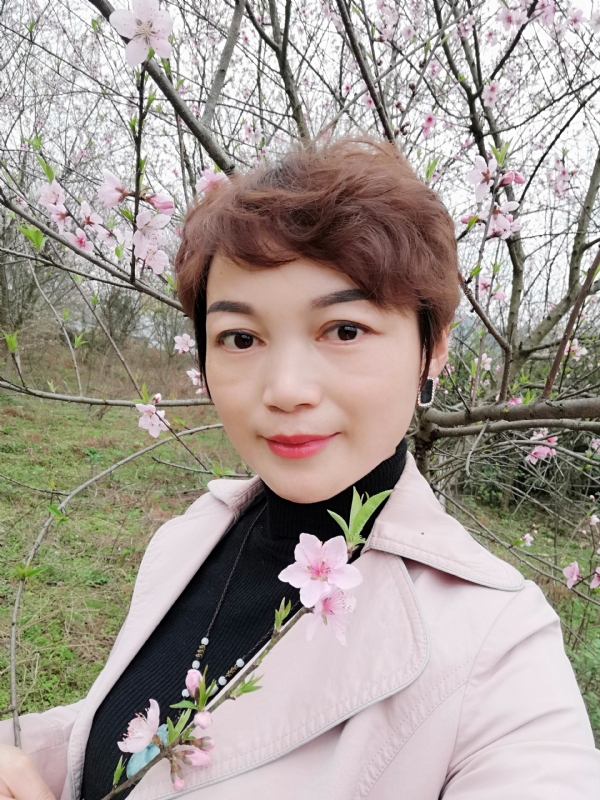 转角遇到你的第一张照片--聊城相亲服务中心