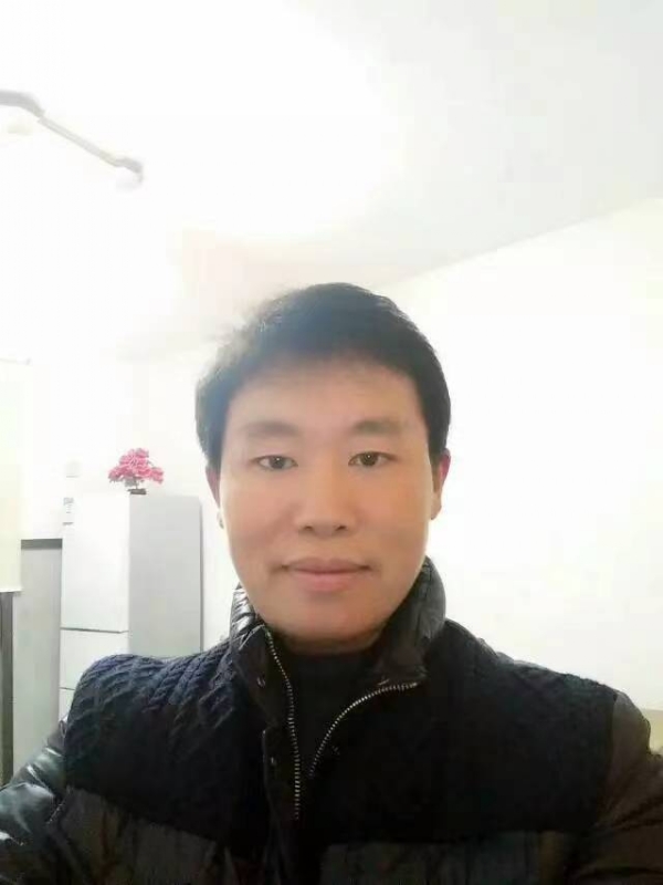 擎天柱的第一张照片--聊城相亲服务中心