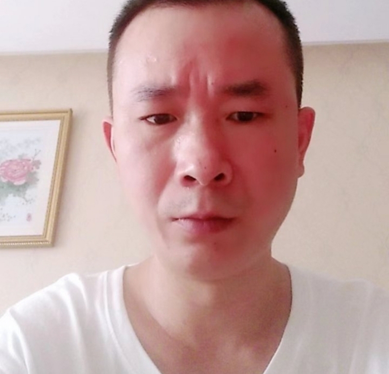 自由飞翔的第一张照片--聊城相亲服务中心