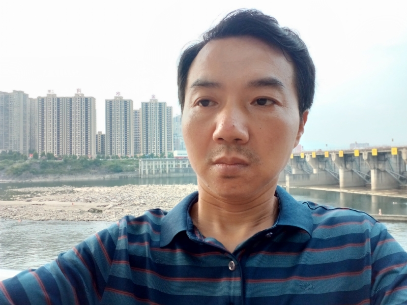 yangguang的第一张照片--聊城相亲服务中心
