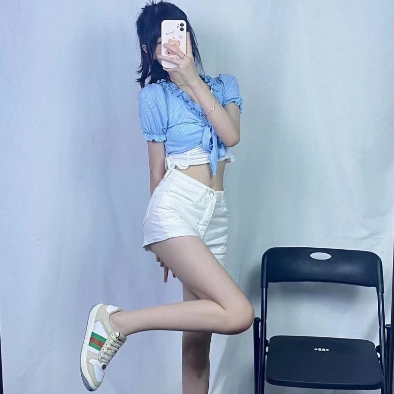 宝宝的第一张照片--聊城相亲服务中心
