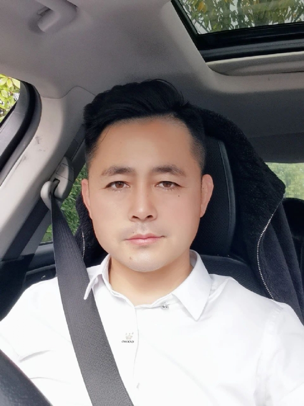 阿华大人的第二张照片--聊城相亲服务中心