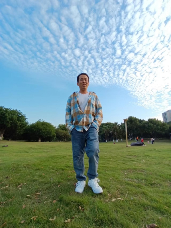 曹先生的第三张照片--聊城相亲服务中心