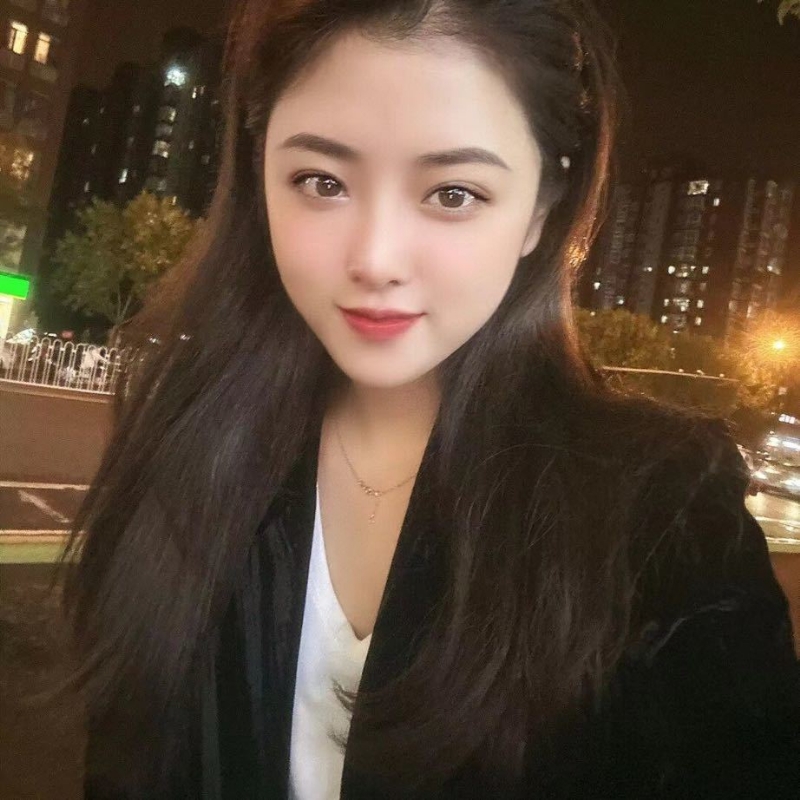 爱笑的微微的第一张照片--聊城相亲服务中心