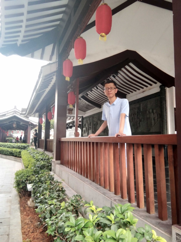 lijian的第一张照片--聊城相亲服务中心