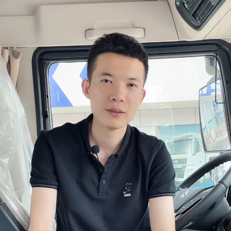 胡一凡的第二张照片--聊城相亲服务中心