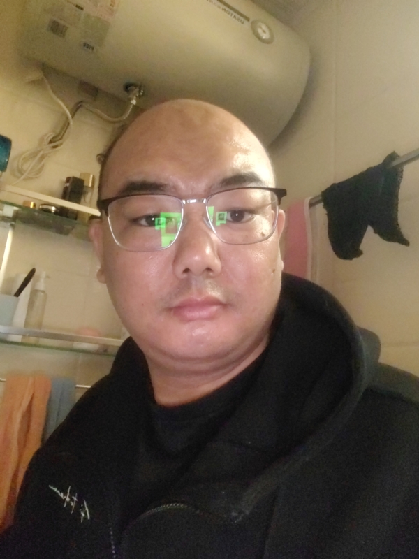小胖子的第一张照片--聊城相亲服务中心