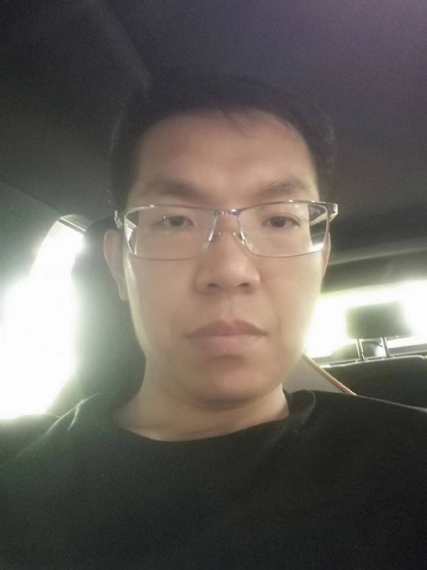 小黑包的第一张照片--聊城相亲服务中心