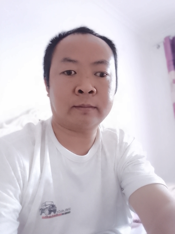 张家小伙子的第四张照片--聊城相亲服务中心
