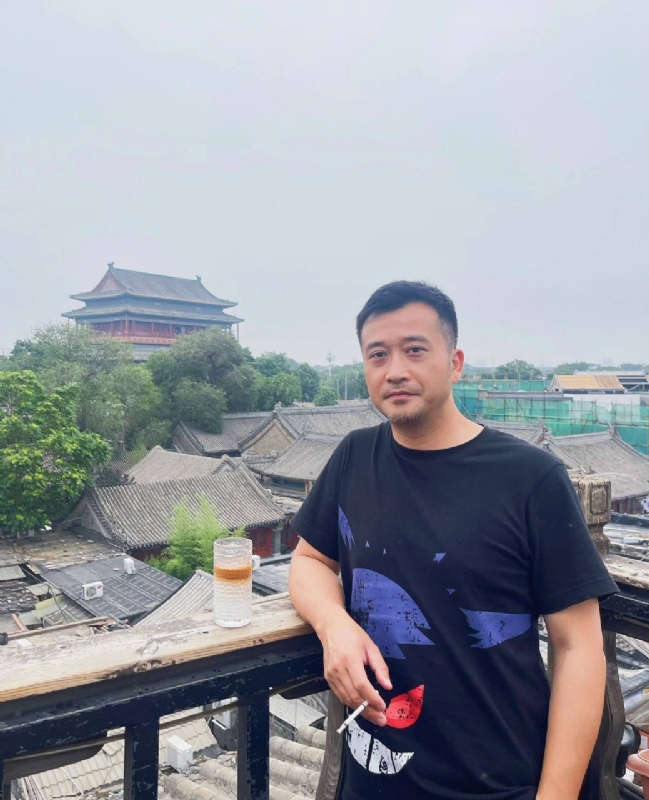 生而为人的第二张照片--聊城相亲服务中心