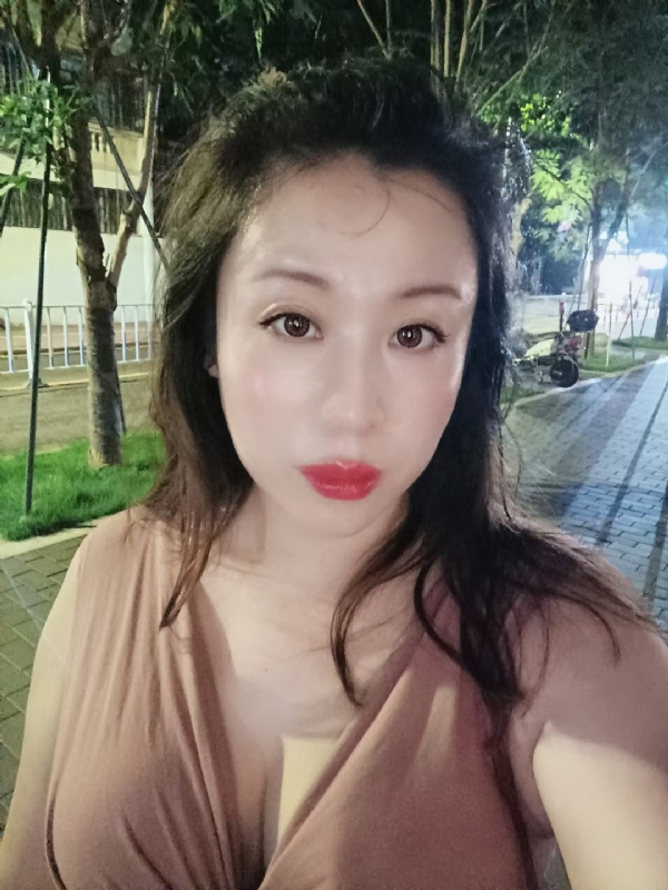 叶子青青的第二张照片--聊城相亲服务中心