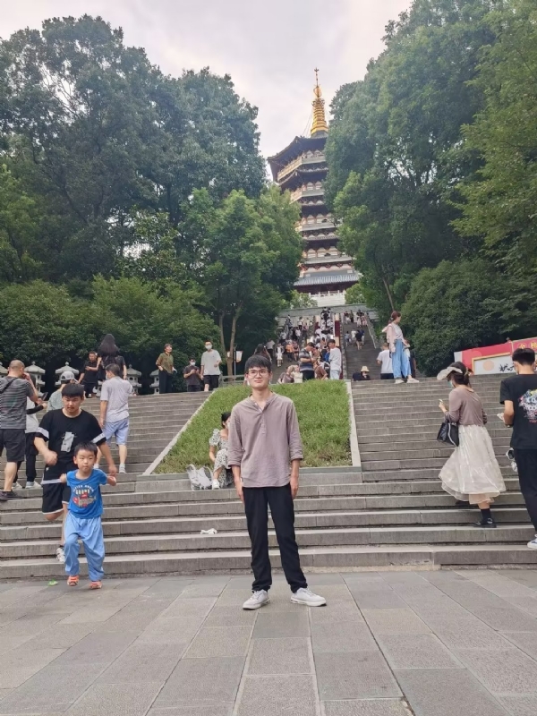 阳光男孩的第五张照片--聊城相亲服务中心