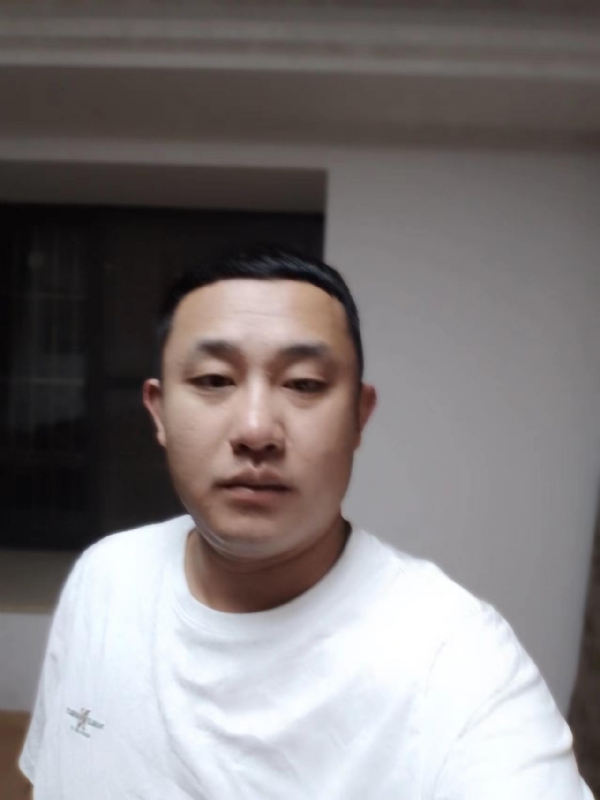 魔尊的第一张照片--聊城相亲服务中心