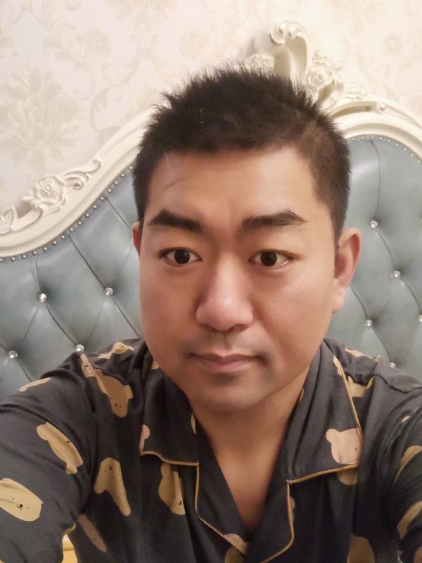 曾经的第一张照片--聊城相亲服务中心