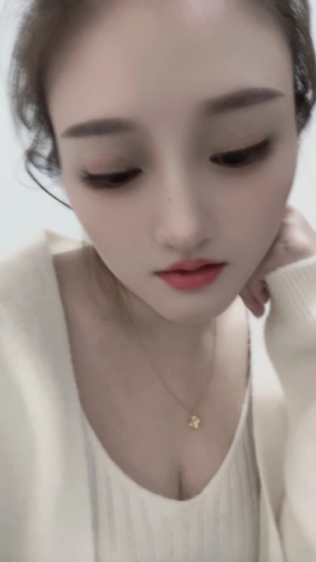 不倾城的第一张照片--聊城相亲服务中心
