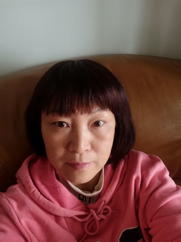 红玫瑰的第二张照片--聊城相亲服务中心