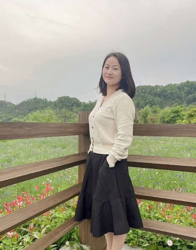 琴儿的第一张照片--聊城相亲服务中心