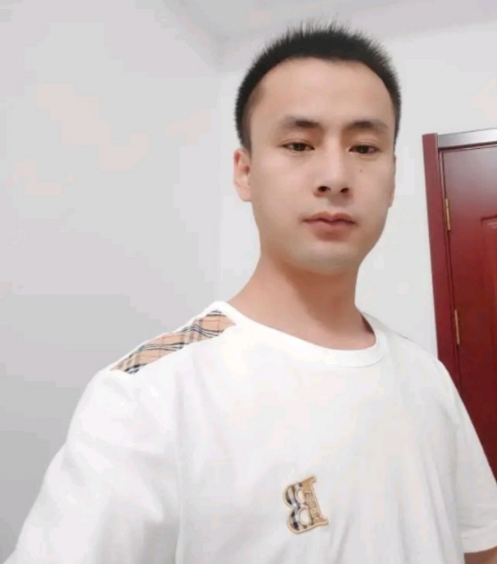 海阔天空的第一张照片--聊城相亲服务中心