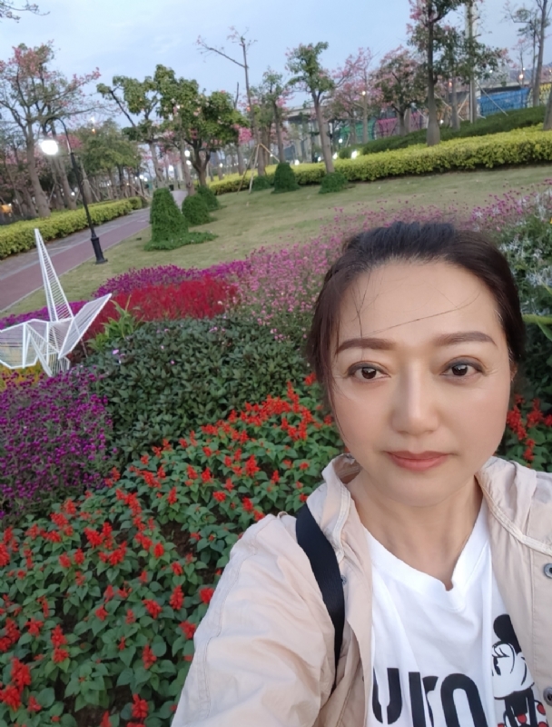 m云朵的第一张照片--聊城相亲服务中心