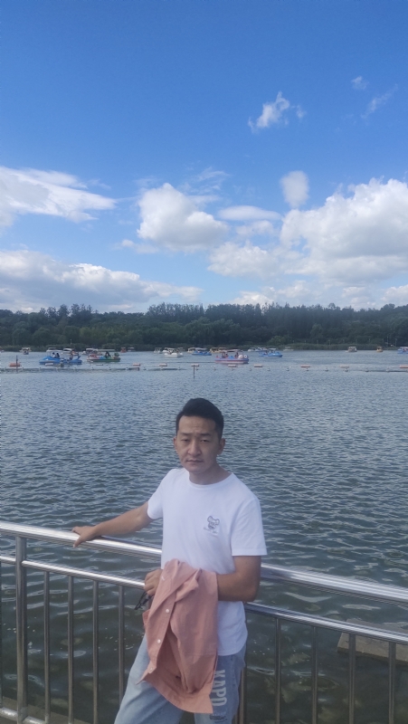 脱了壳的龟的第一张照片--聊城相亲服务中心