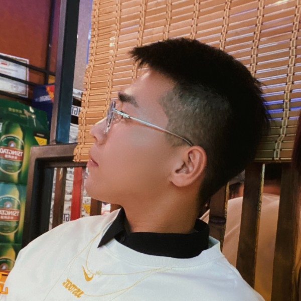 yang的第一张照片--聊城相亲服务中心