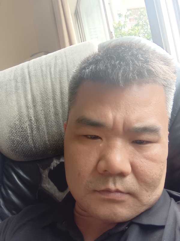 路人的第一张照片--聊城相亲服务中心