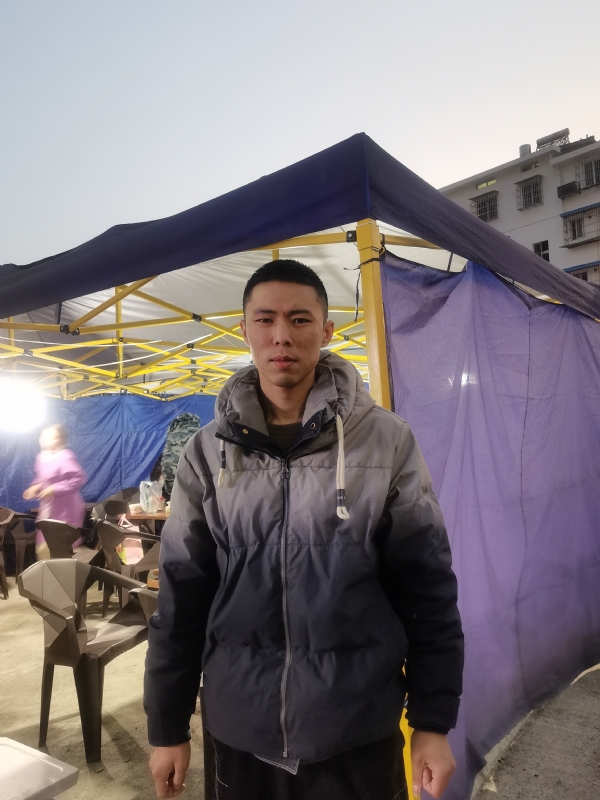 谁谁谁的第一张照片--聊城相亲服务中心