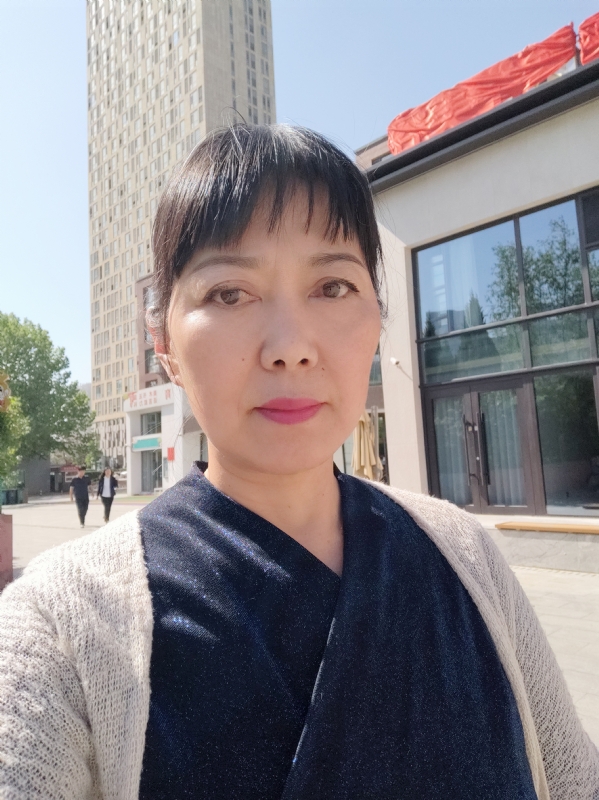 天山雪莲的第一张照片--聊城相亲服务中心