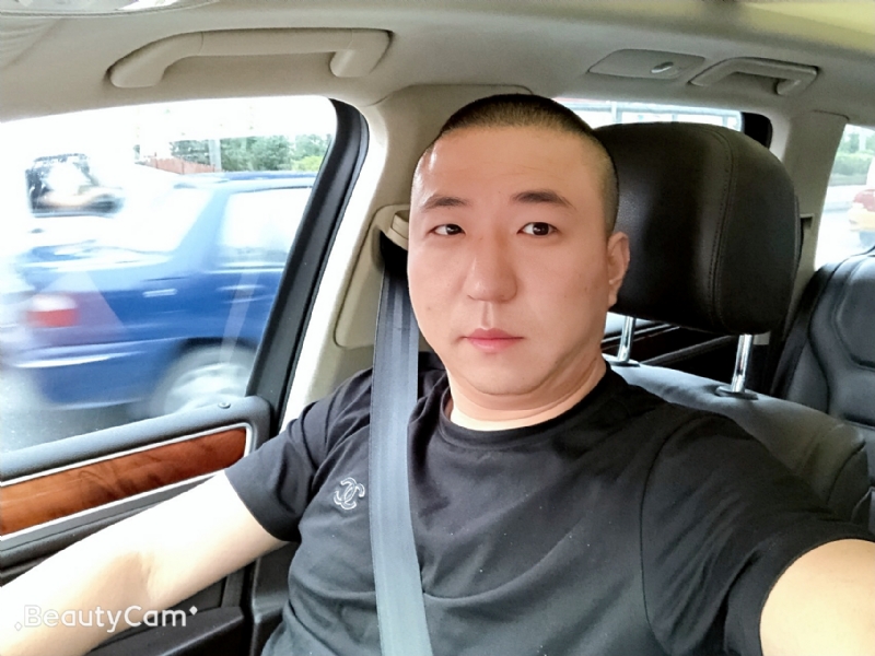 路人甲的第一张照片--聊城相亲服务中心