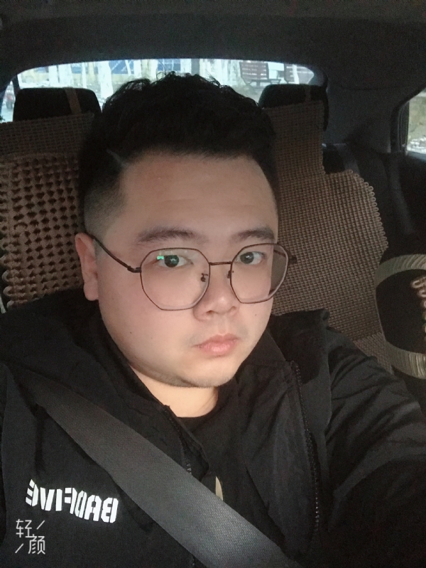欢笑的第一张照片--聊城相亲服务中心