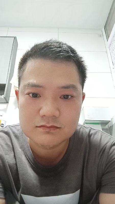 皓月当空的第一张照片--聊城相亲服务中心