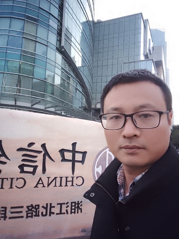 晚秋的第一张照片--聊城相亲服务中心