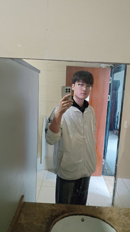 高大毛的第一张照片--聊城相亲服务中心