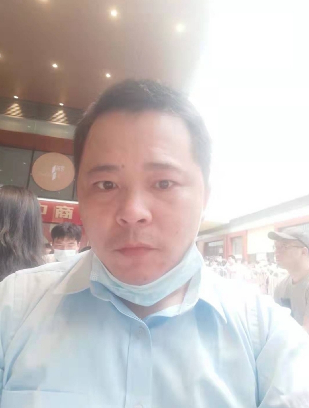 l蓝莲的第一张照片--聊城相亲服务中心