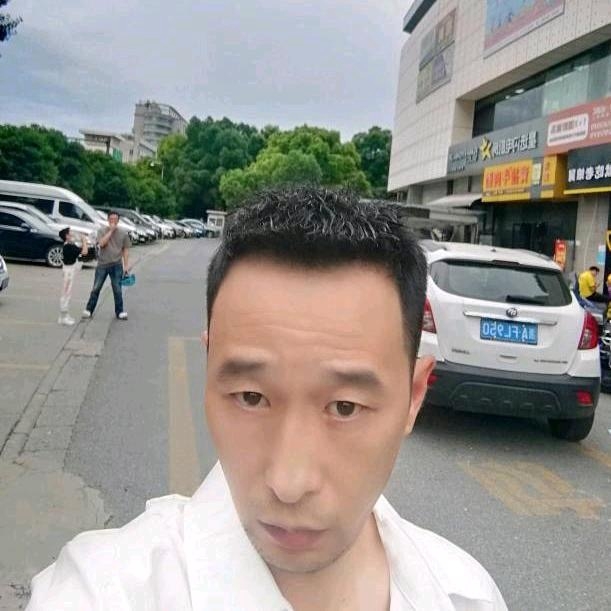 小林的第三张照片--聊城相亲服务中心