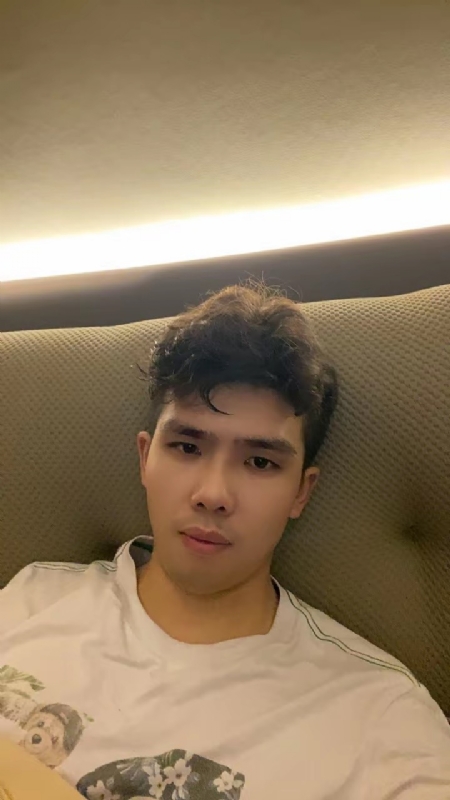 阿龙设计师的第一张照片--聊城相亲服务中心