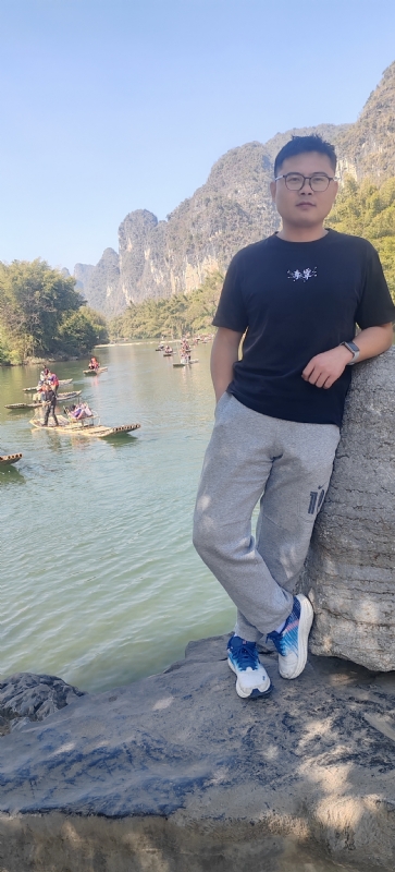 受过伤的狼的第二张照片--聊城相亲服务中心