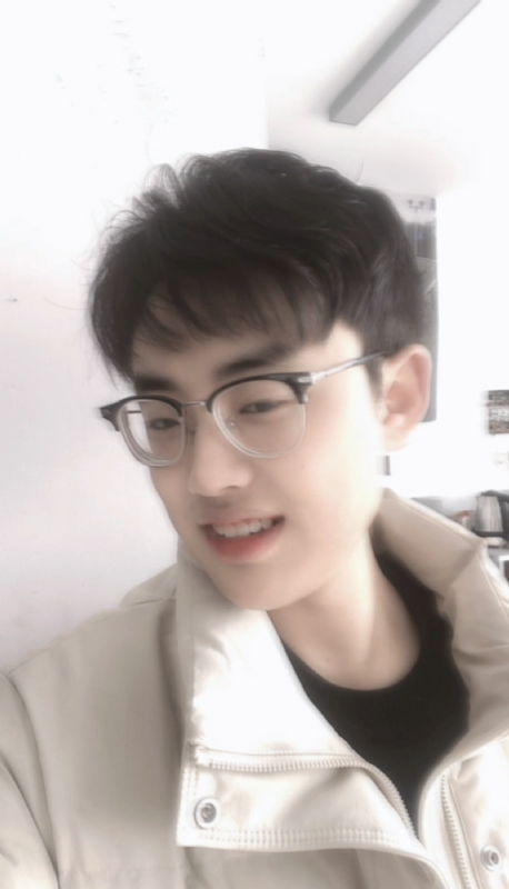 梁21的第一张照片--聊城相亲服务中心