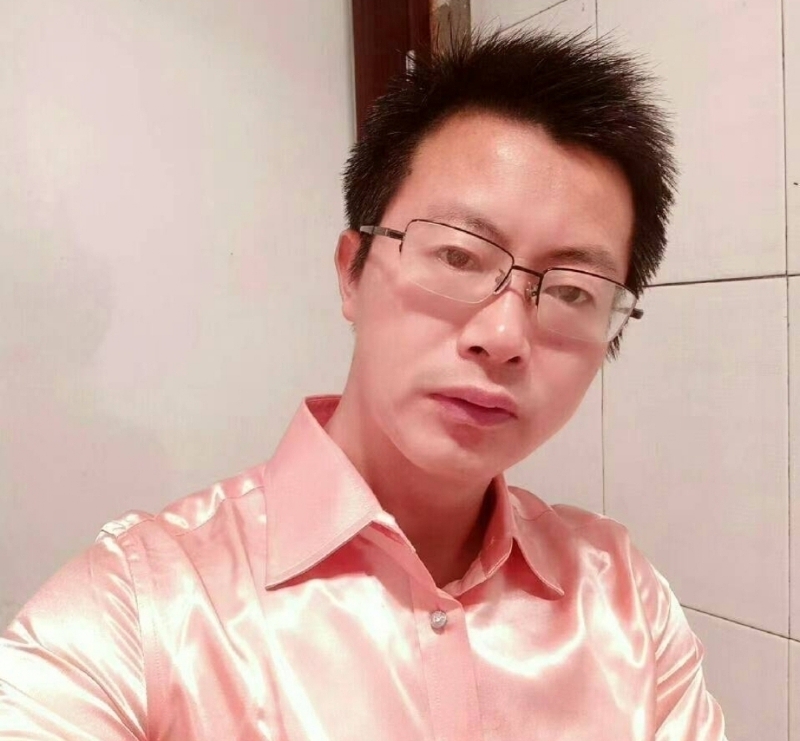 亮亮的第一张照片--聊城相亲服务中心