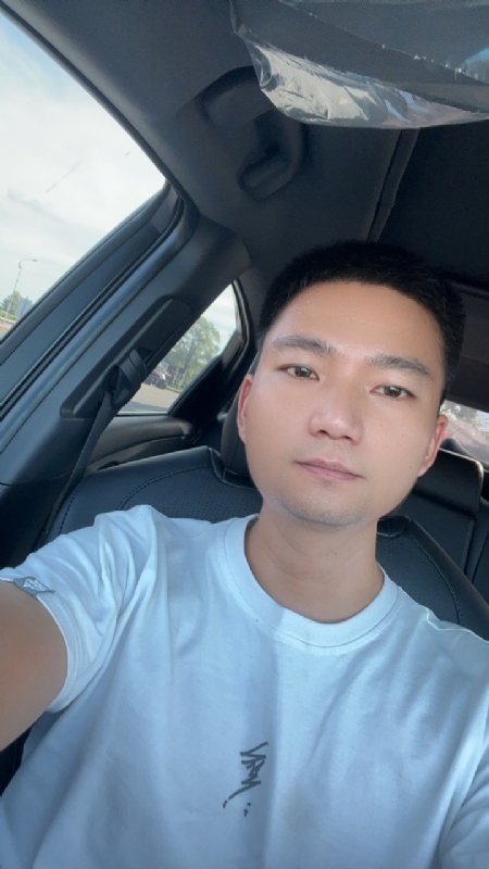 小江的第四张照片--聊城相亲服务中心