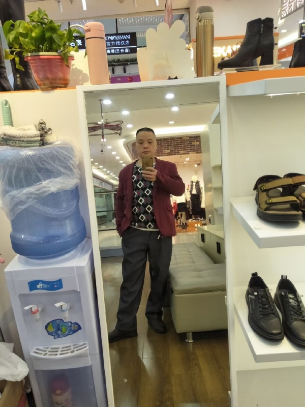 真诚征婚的第四张照片--聊城相亲服务中心