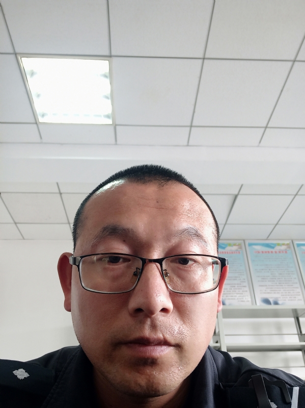 布鲁斯贺的第三张照片--聊城相亲服务中心