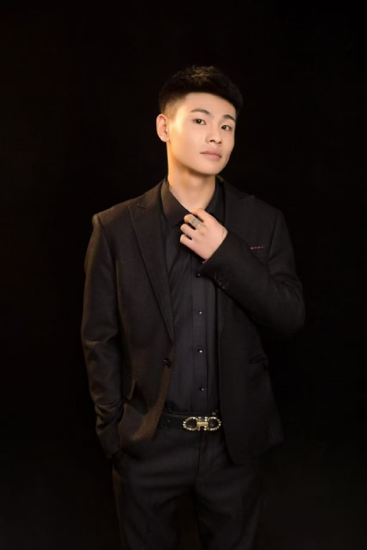 刘小船的第一张照片--聊城相亲服务中心