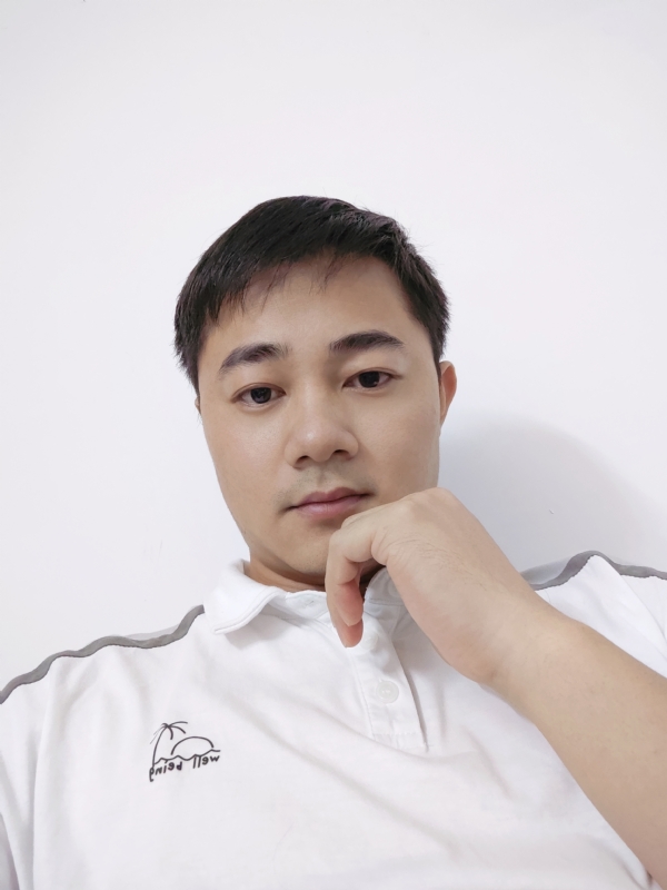 啊良的第一张照片--聊城相亲服务中心