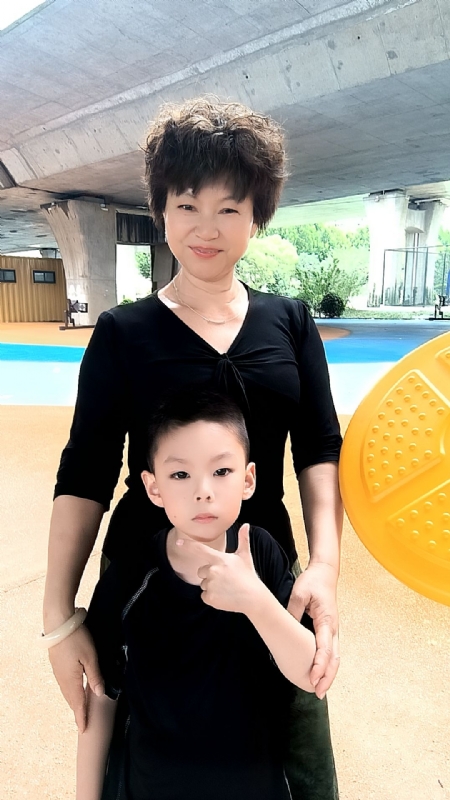 火凤凰的第二张照片--聊城相亲服务中心