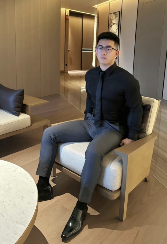 李寒外改英文可家的第一张照片--聊城相亲服务中心